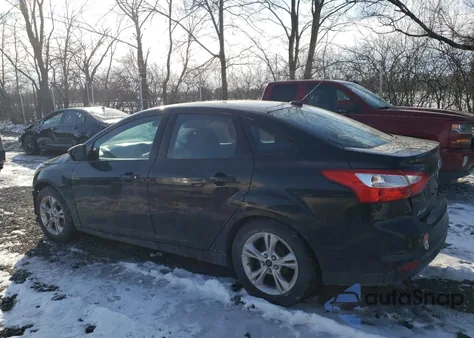 2014 Ford Focus Se z USA, uszkodzony, nr VIN 1FADP3F28EL362001
